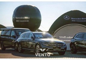 Media set with Mercedes Benz branding: VENTO tent and Beta balloon.